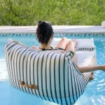 Tumbona flotante de lujo para piscina Lux Sealander - Imagen 3
